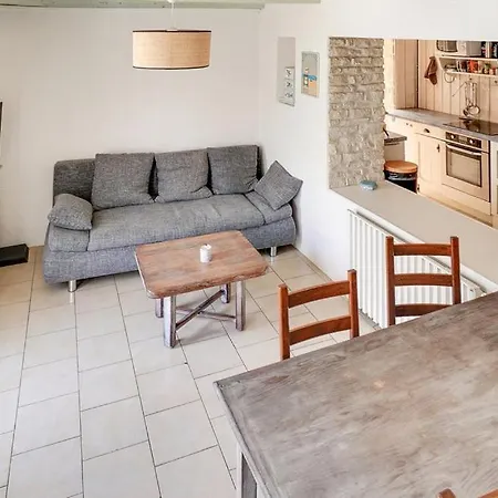 Charmante Maison De - Proche Gare - Plages - Avec Terrasse بيت للعطل لا روشيل