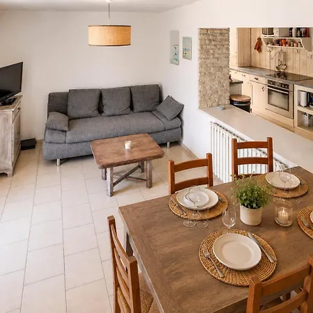 Charmante Maison De - Proche Gare - Plages - Avec Terrasse *